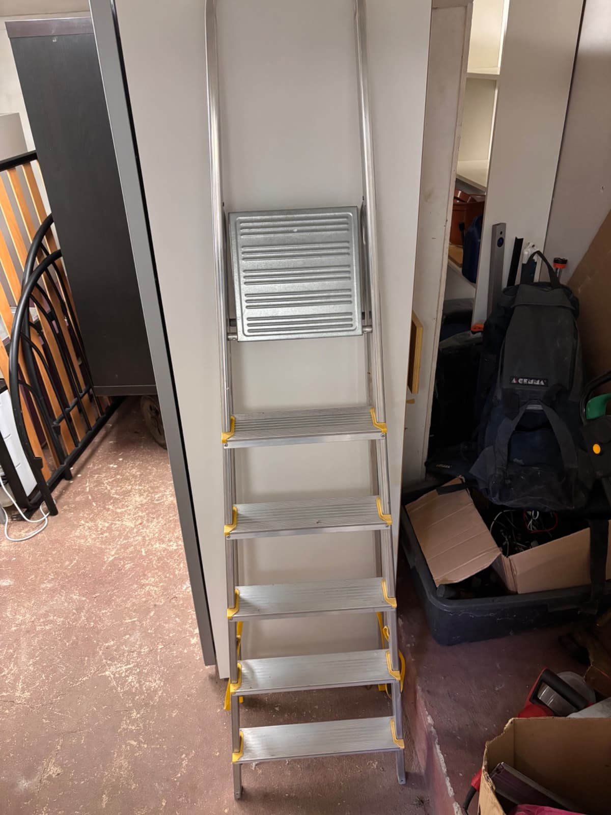 Hliníkové schůdky 5 stupňů - 1