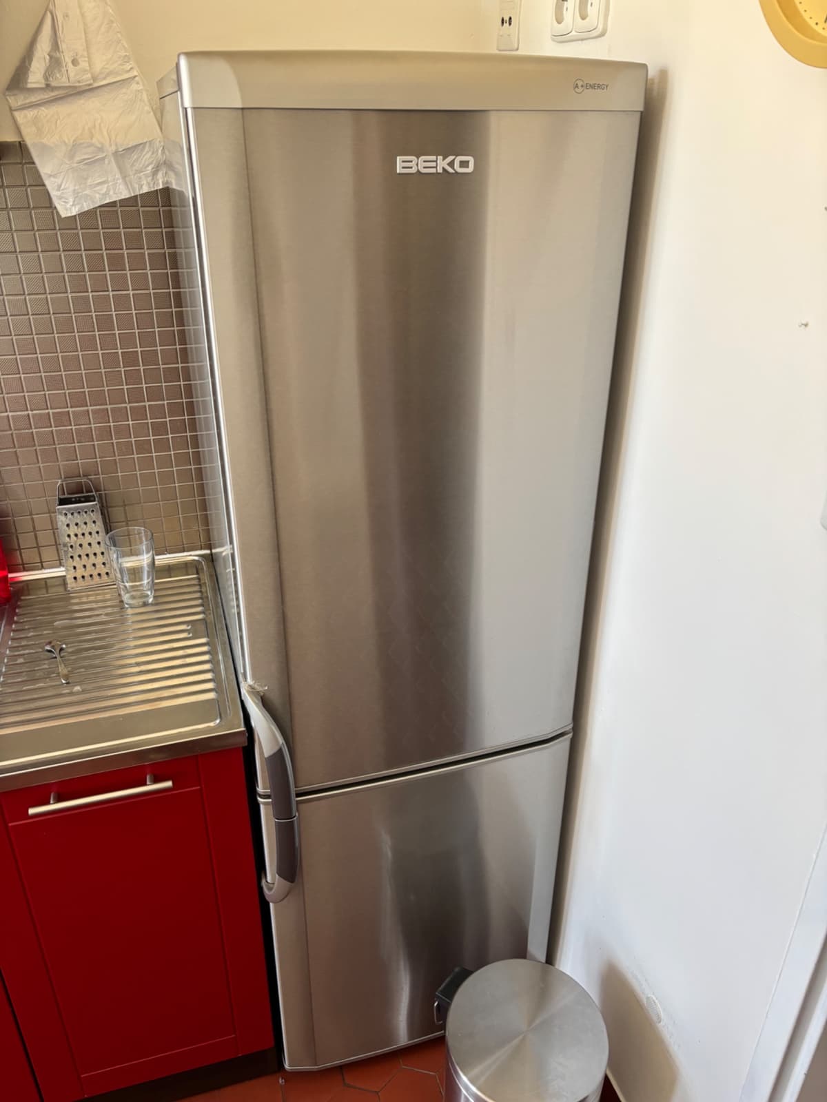 Lednice Beko kombinovaná s mrazákem