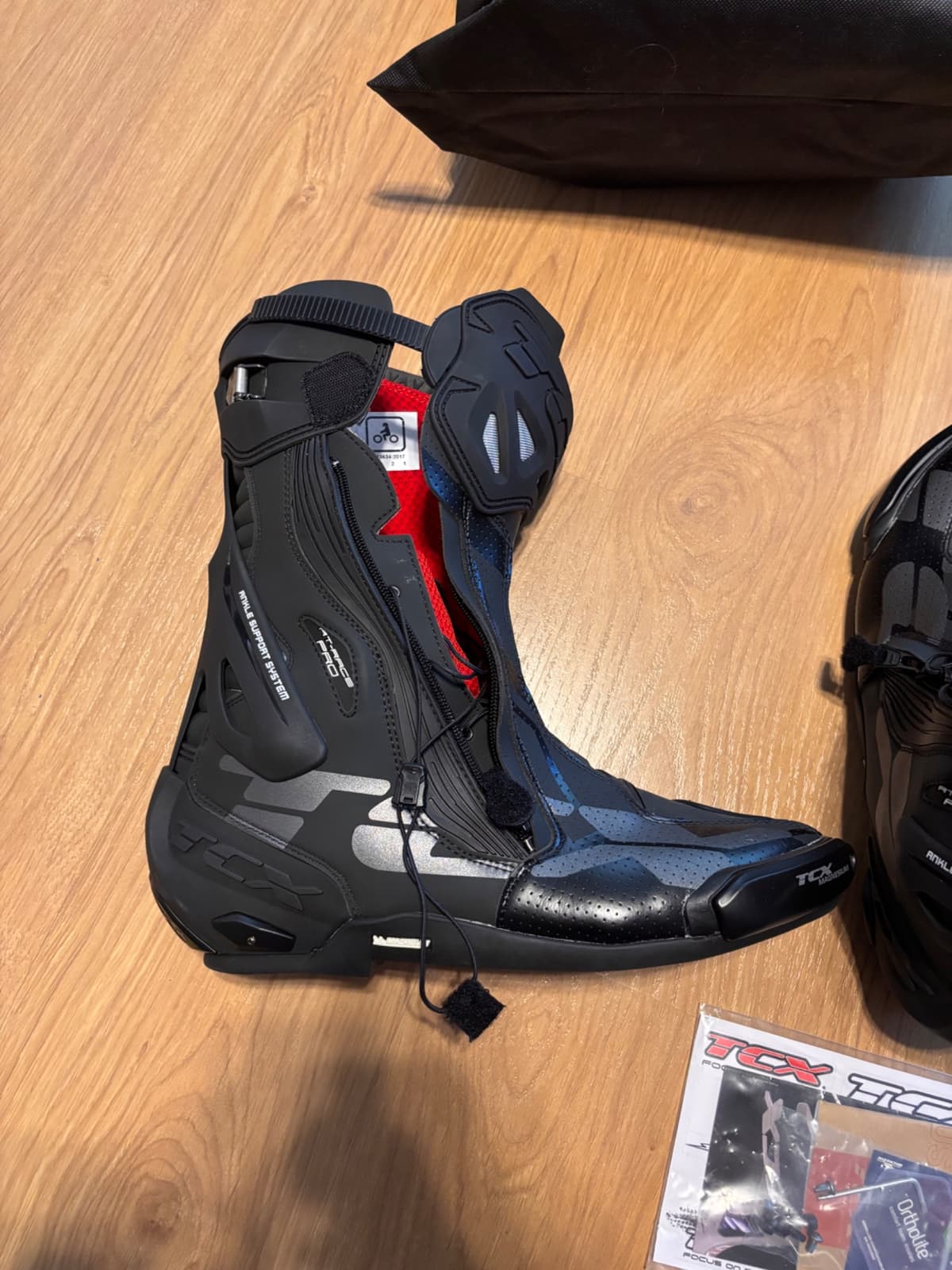 Moto boty TCX RT-Race Pro černé - 2