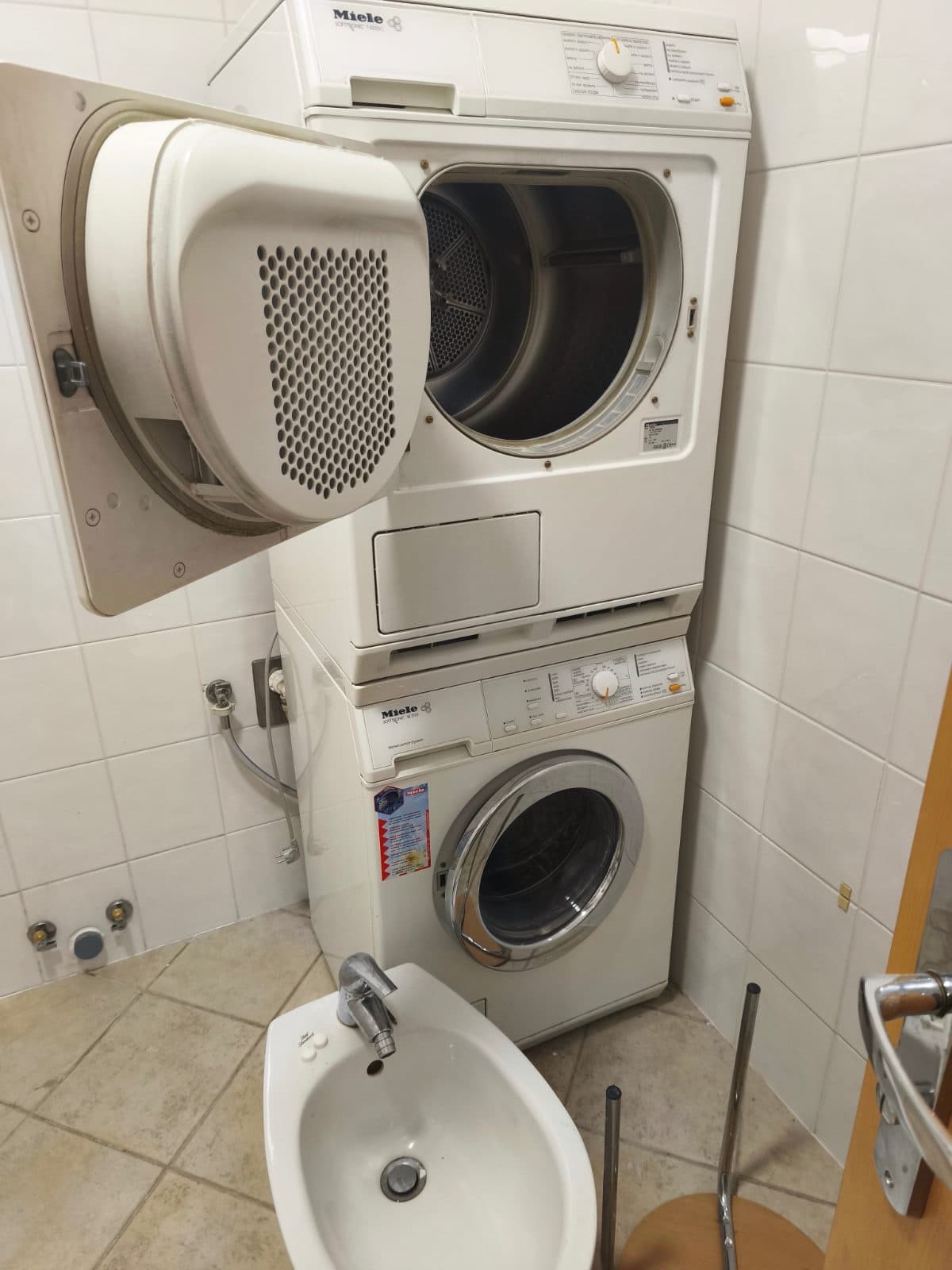Sušička / pračka Miele Softtronic 