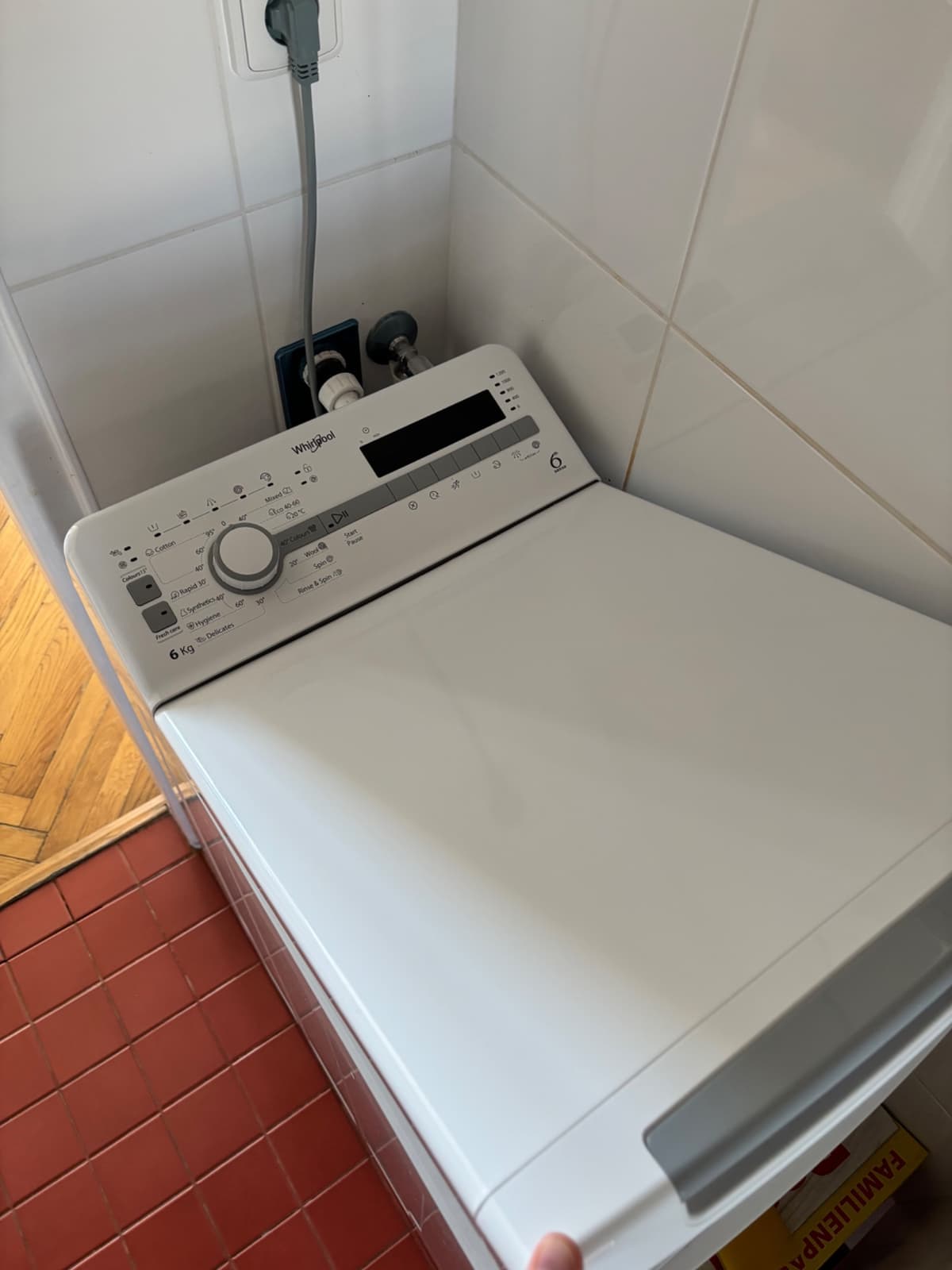 Pračka Whirlpool vrchem plněná - 1