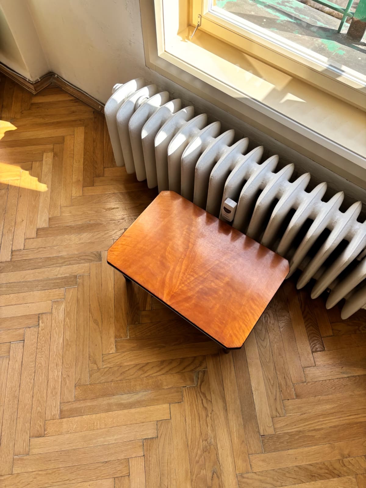 Dřevěné židle s látkovým sedákem - 3