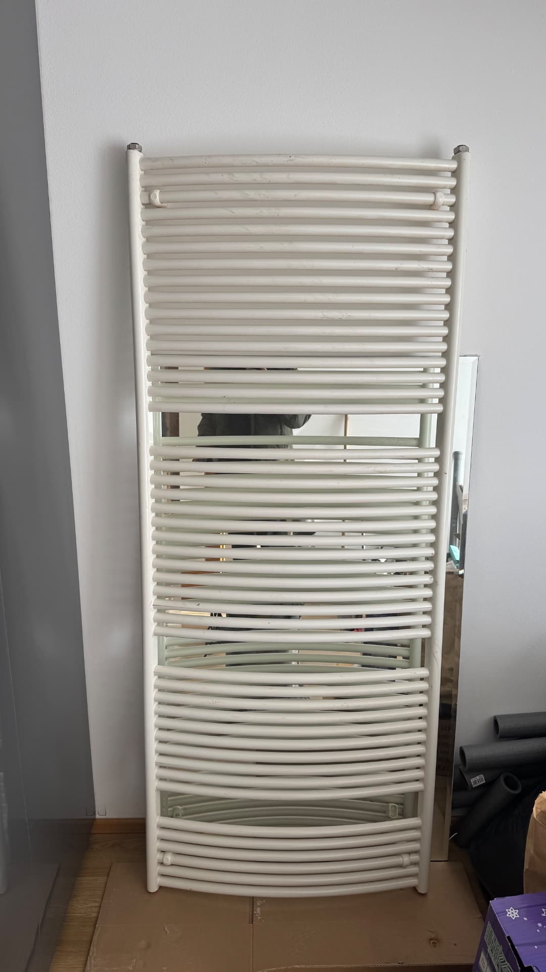 Koupelnový radiátor žebříkový