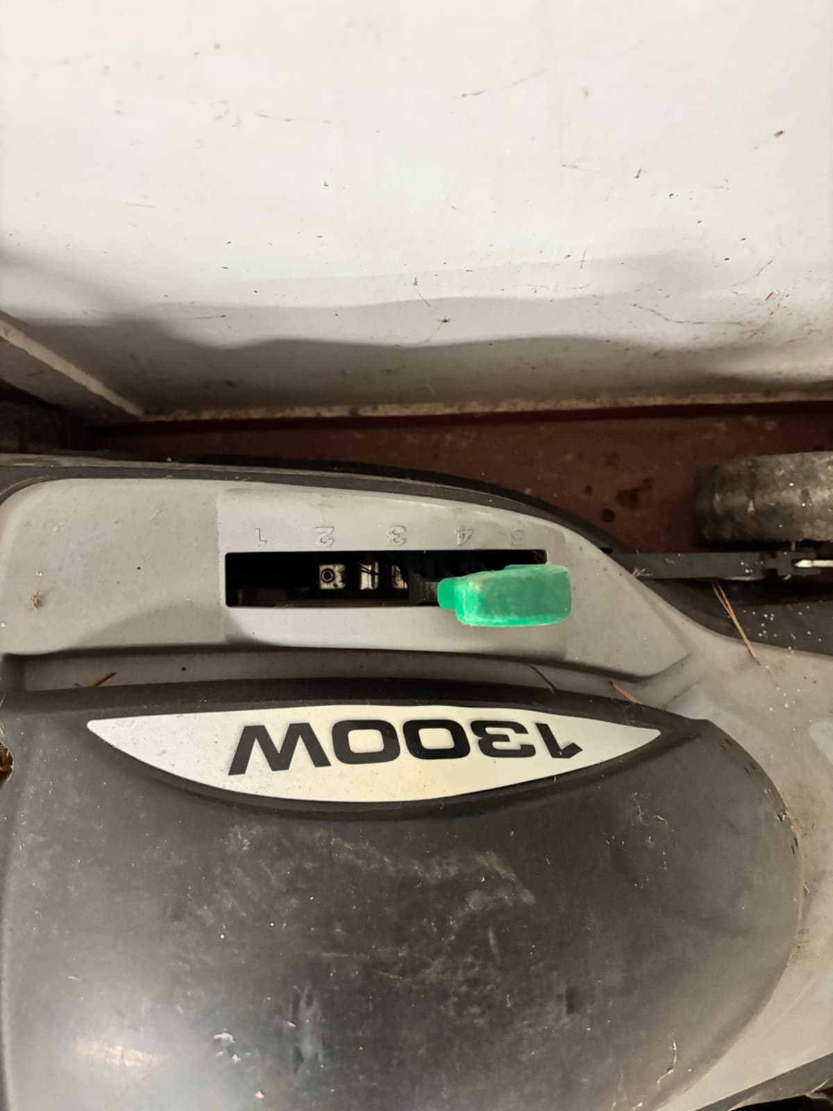 Elektrická sekačka Gardol 1300W - 3