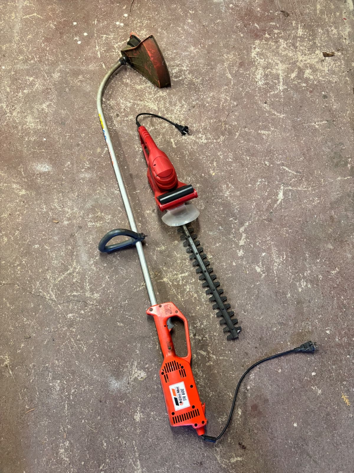 Křovinořez a plotostřih Hurricane Oleo-Mac - 1